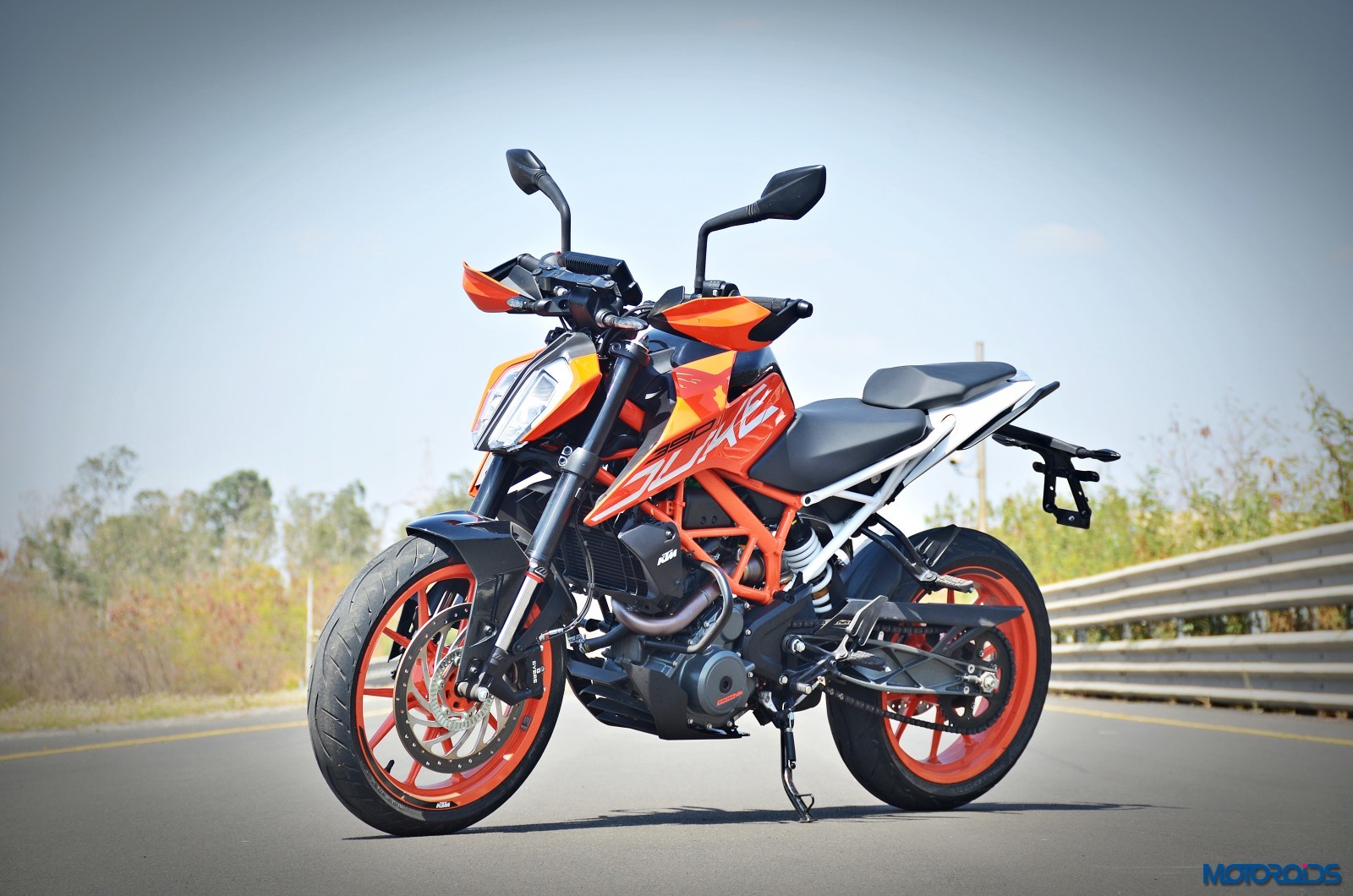 Duke 200 Рё 390