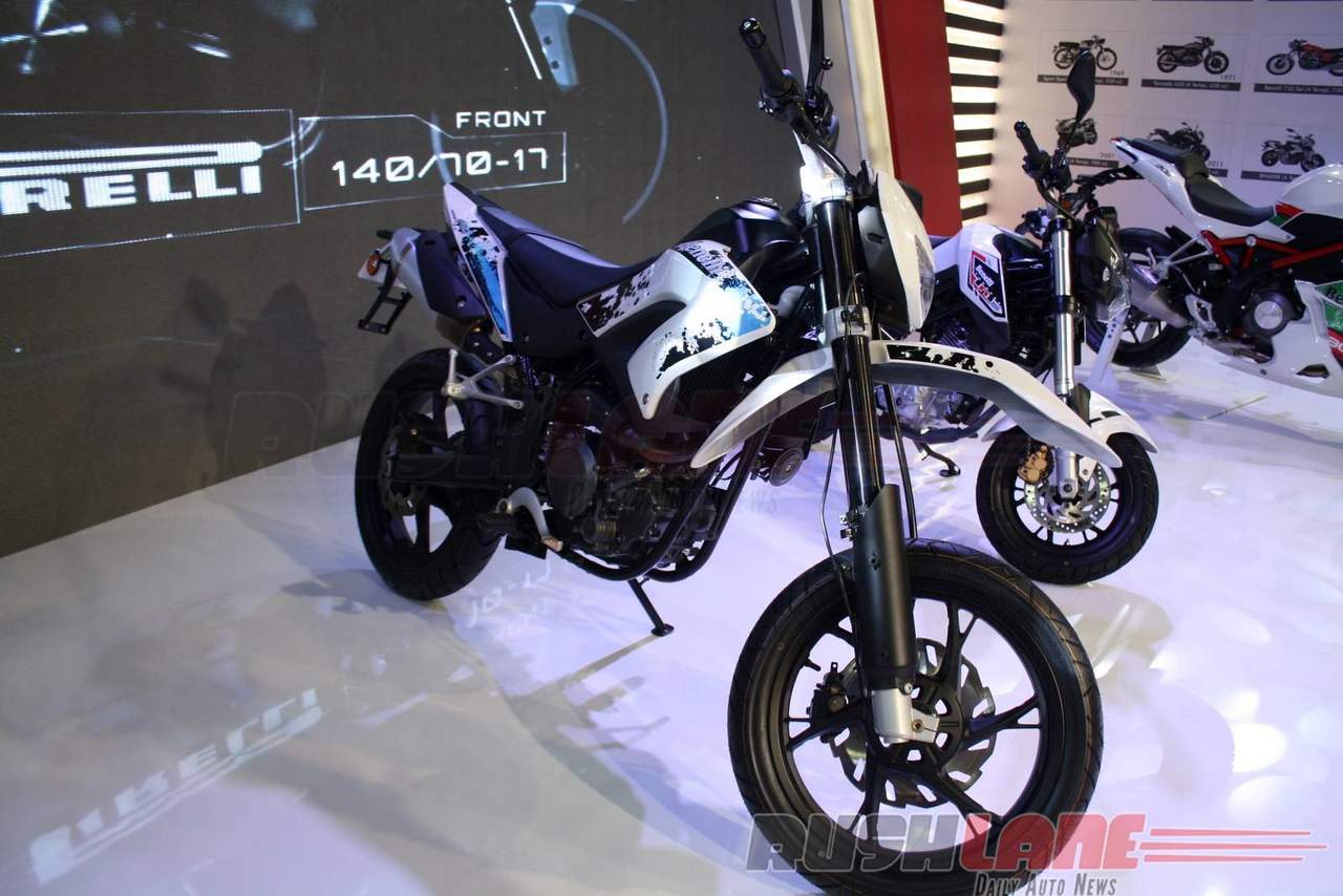 Benelli โชว์โมตาด BX250 ในงาน 2016 Auto Expo