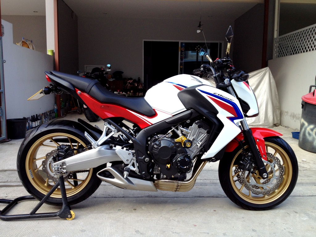 ดาวน ขาย Cb650f ป 14 Tri Color แต งสวย ว ง3300 Km ราคา บาท Mocyc Com